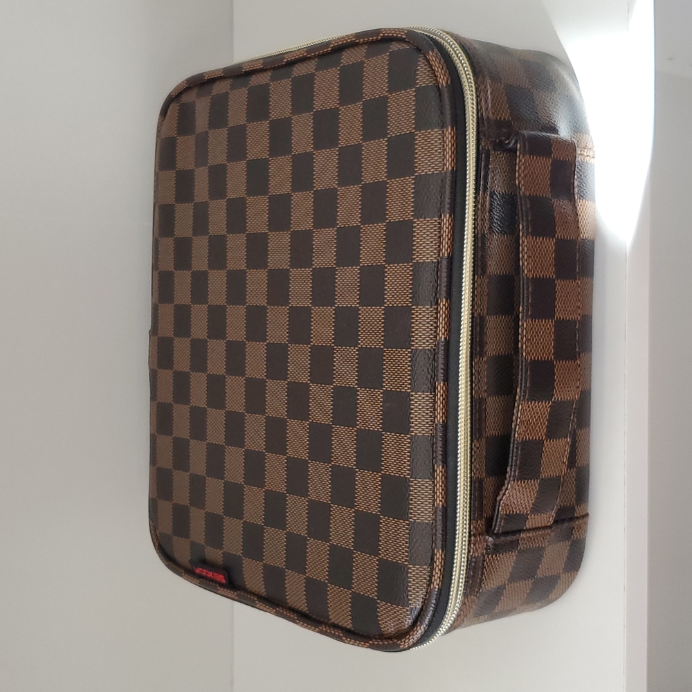 Brown Checkered Makeup Bag NWOT Adjustable Compartment - Picture 2 of 16